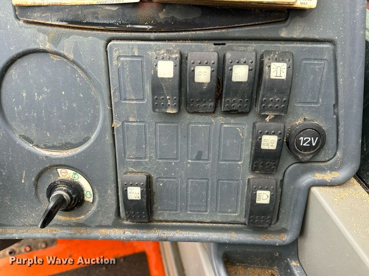 image for item EN5130 2021 JLG 1055 telehandler