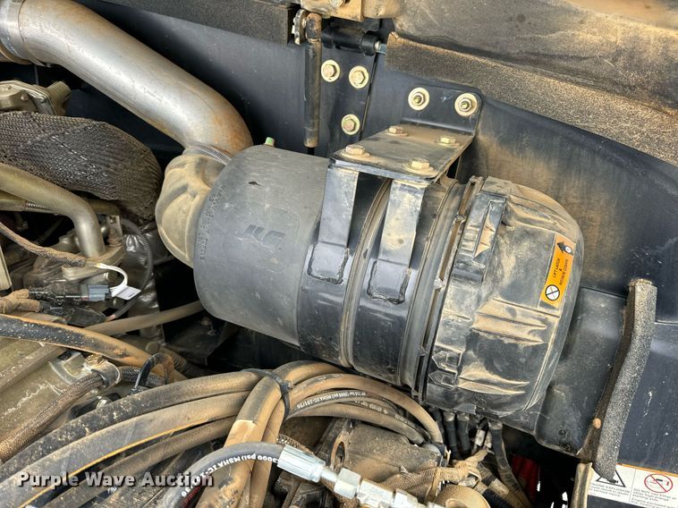 image for item EN5130 2021 JLG 1055 telehandler