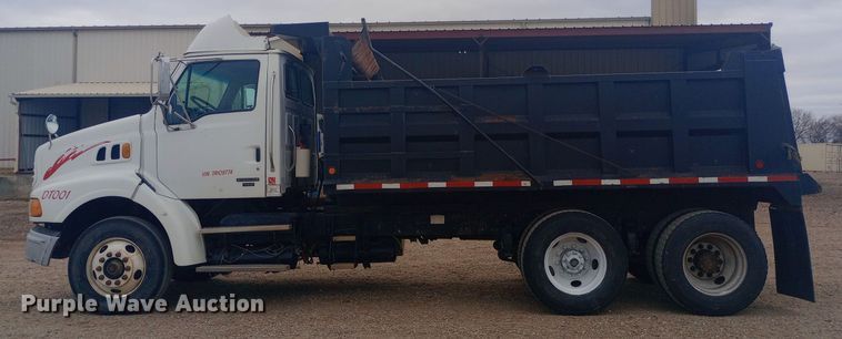 image for item EO0584 2007 Sterling AT9500 dump truck