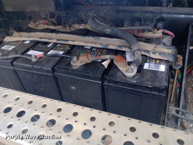 image for item EO0584 2007 Sterling AT9500 dump truck