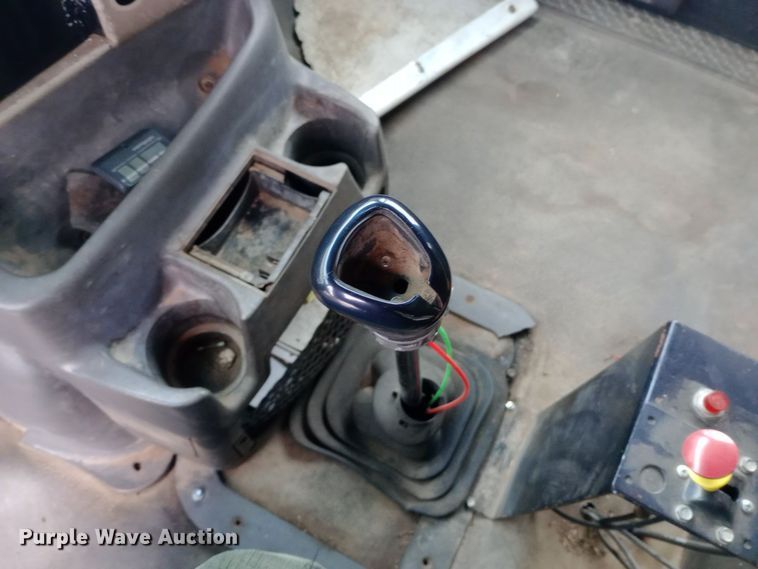 image for item EO0584 2007 Sterling AT9500 dump truck