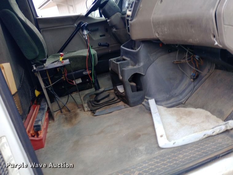 image for item EO0584 2007 Sterling AT9500 dump truck