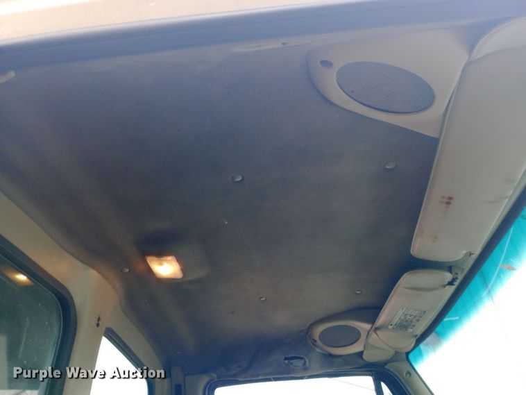 image for item EO0584 2007 Sterling AT9500 dump truck