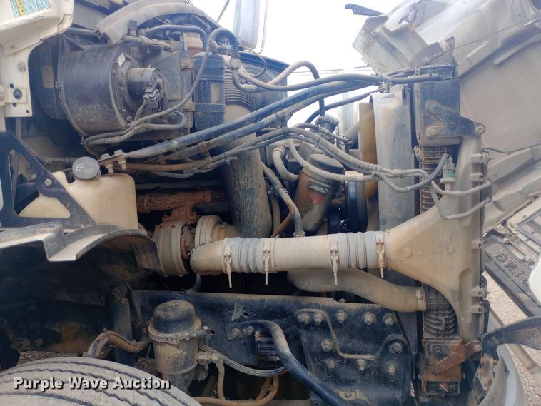 image for item EO0584 2007 Sterling AT9500 dump truck