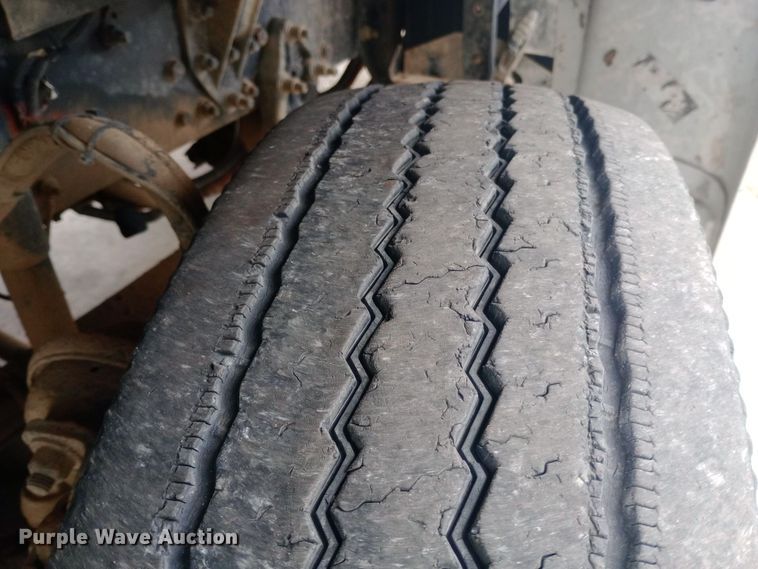 image for item EO0584 2007 Sterling AT9500 dump truck