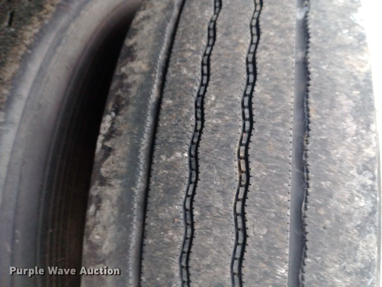 image for item EO0584 2007 Sterling AT9500 dump truck