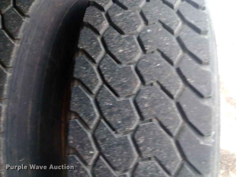 image for item EO0584 2007 Sterling AT9500 dump truck