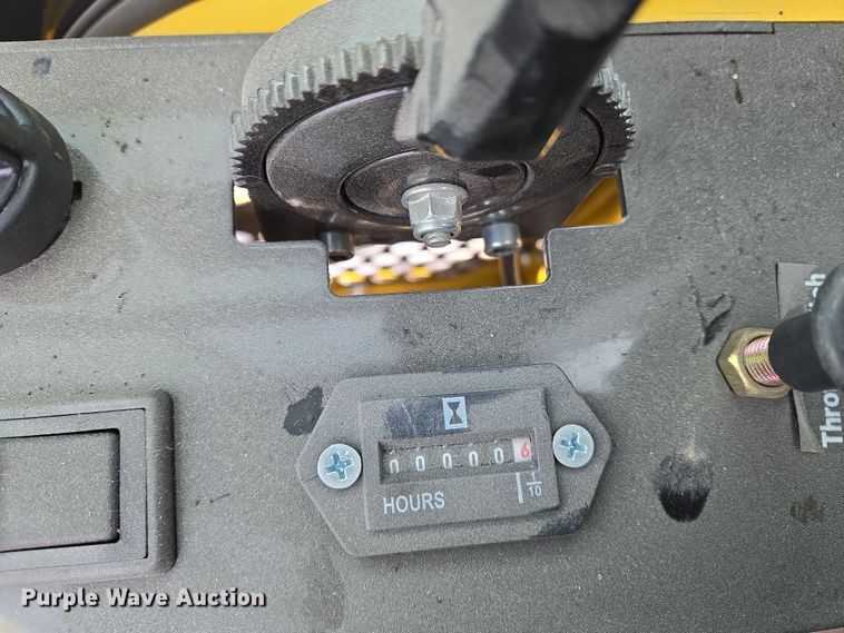 image for item EO0598 2024 Industrial FF13R mini excavator