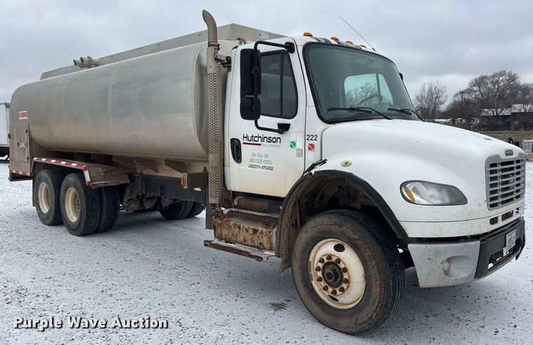 image for item EQ1020 2013 Freightliner Business Class M2 fuel truck