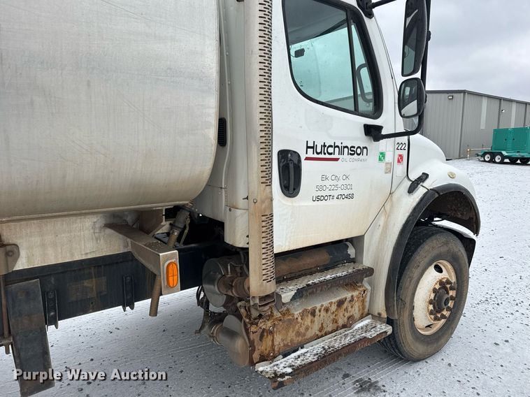 image for item EQ1020 2013 Freightliner Business Class M2 fuel truck