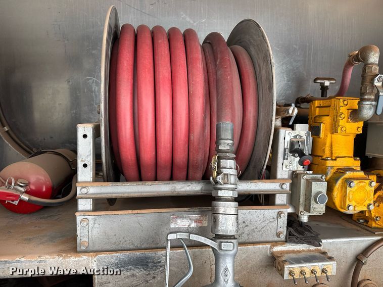 image for item EQ1020 2013 Freightliner Business Class M2 fuel truck