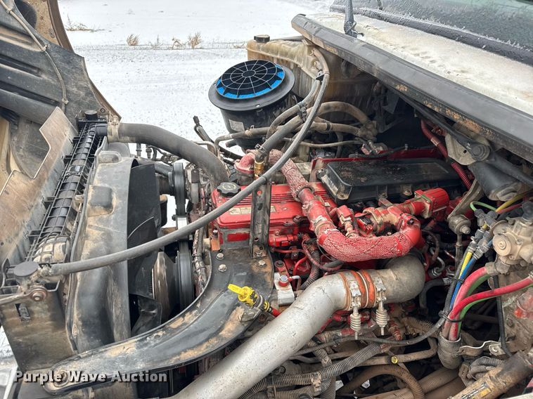 image for item EQ1020 2013 Freightliner Business Class M2 fuel truck