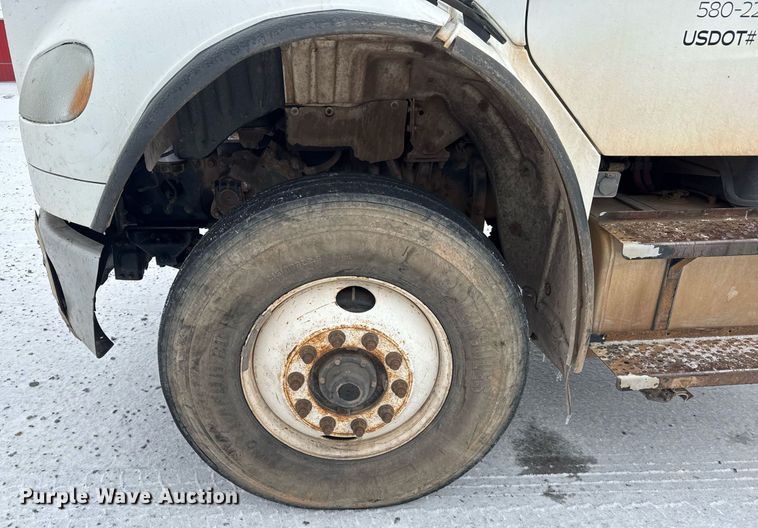 image for item EQ1020 2013 Freightliner Business Class M2 fuel truck