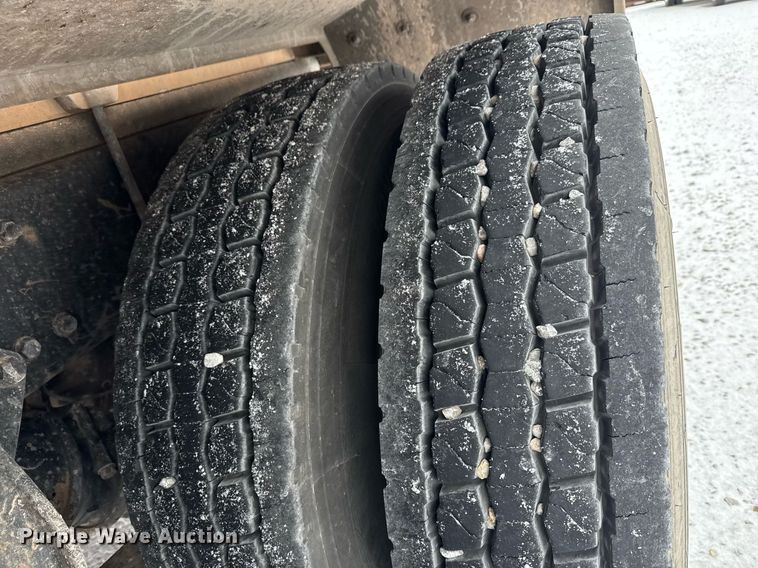 image for item EQ1020 2013 Freightliner Business Class M2 fuel truck