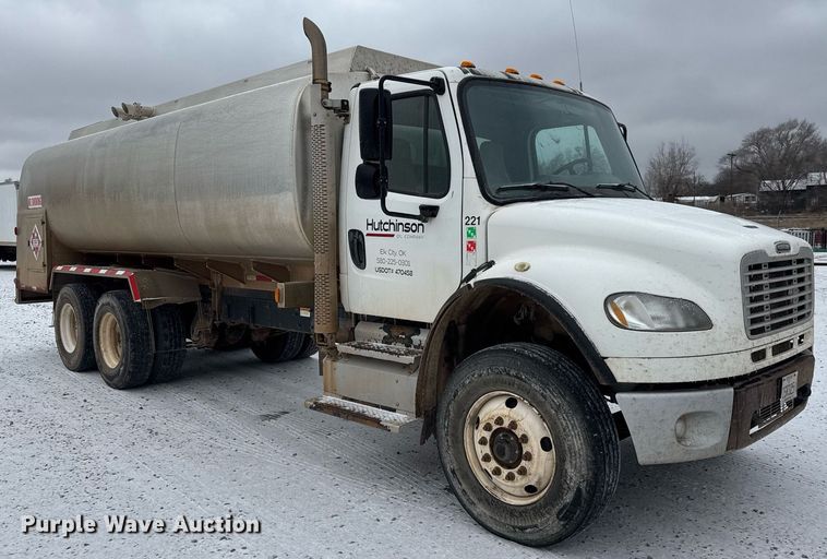 image for item EQ1021 2013 Freightliner Business Class M2 fuel truck