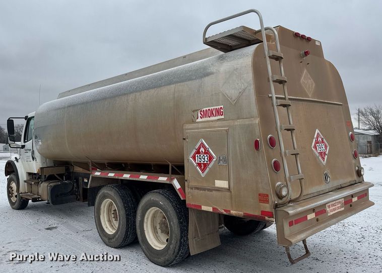 image for item EQ1021 2013 Freightliner Business Class M2 fuel truck