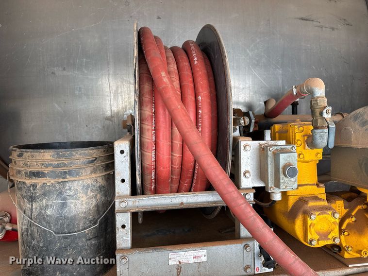 image for item EQ1021 2013 Freightliner Business Class M2 fuel truck