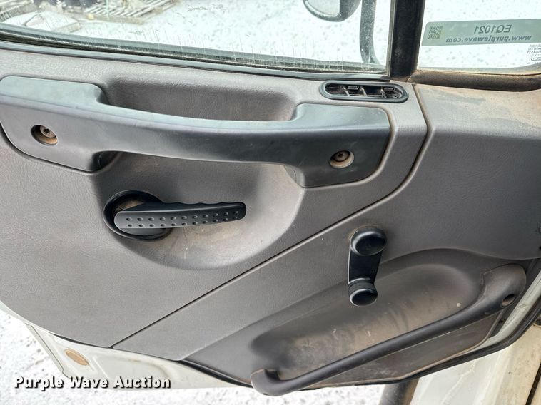 image for item EQ1021 2013 Freightliner Business Class M2 fuel truck