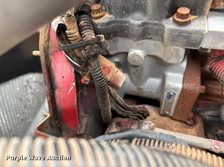 image for item EQ1021 2013 Freightliner Business Class M2 fuel truck