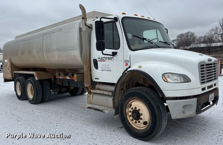 image for item EQ1022 2012 Freightliner Business Class M2 fuel truck