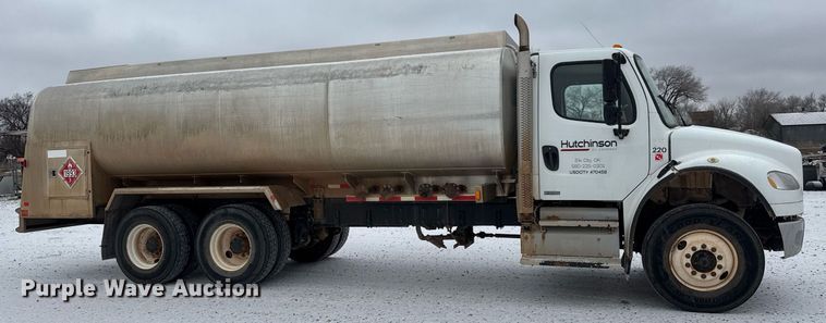 image for item EQ1022 2012 Freightliner Business Class M2 fuel truck