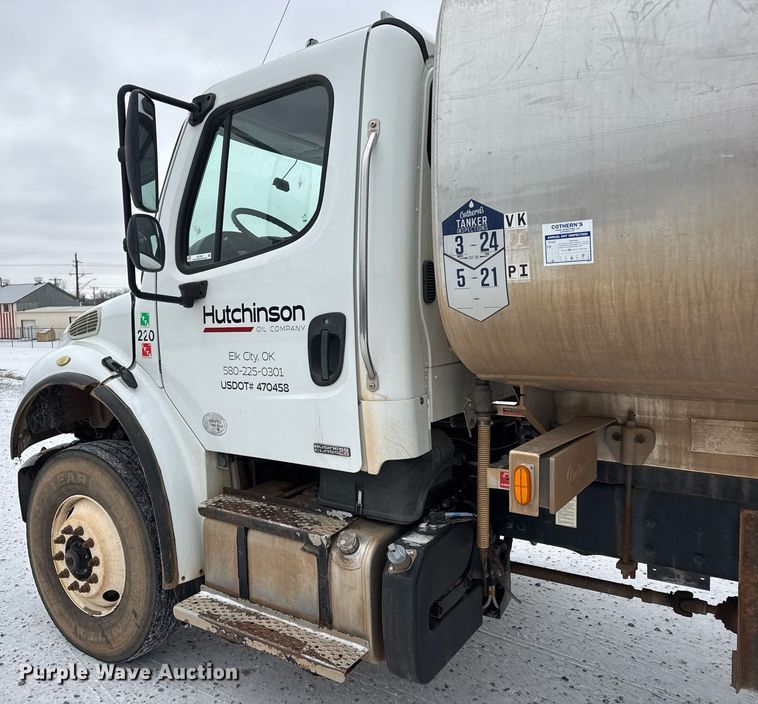 image for item EQ1022 2012 Freightliner Business Class M2 fuel truck