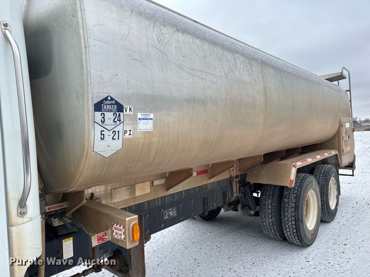 image for item EQ1022 2012 Freightliner Business Class M2 fuel truck