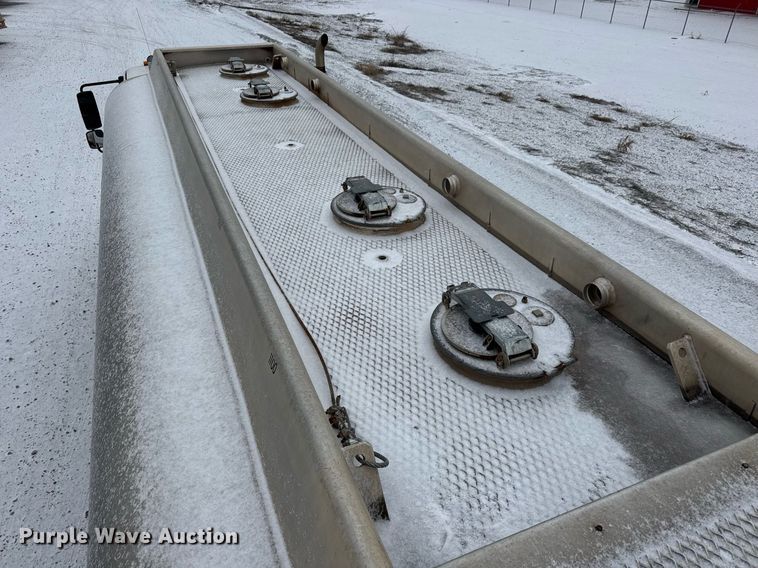 image for item EQ1022 2012 Freightliner Business Class M2 fuel truck