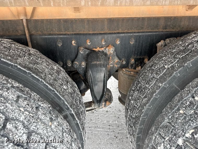 image for item EQ1022 2012 Freightliner Business Class M2 fuel truck