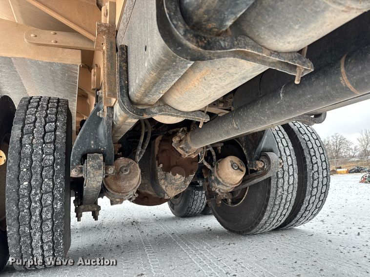 image for item EQ1022 2012 Freightliner Business Class M2 fuel truck