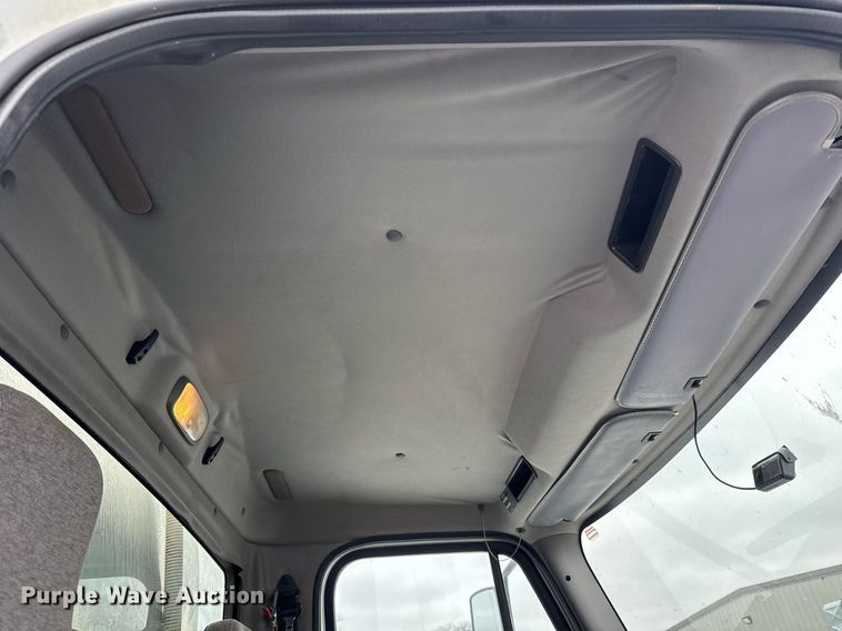 image for item EQ1022 2012 Freightliner Business Class M2 fuel truck