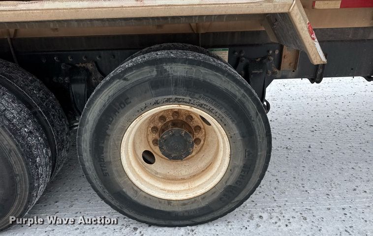 image for item EQ1022 2012 Freightliner Business Class M2 fuel truck