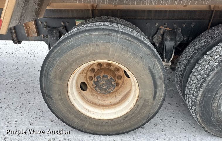 image for item EQ1022 2012 Freightliner Business Class M2 fuel truck