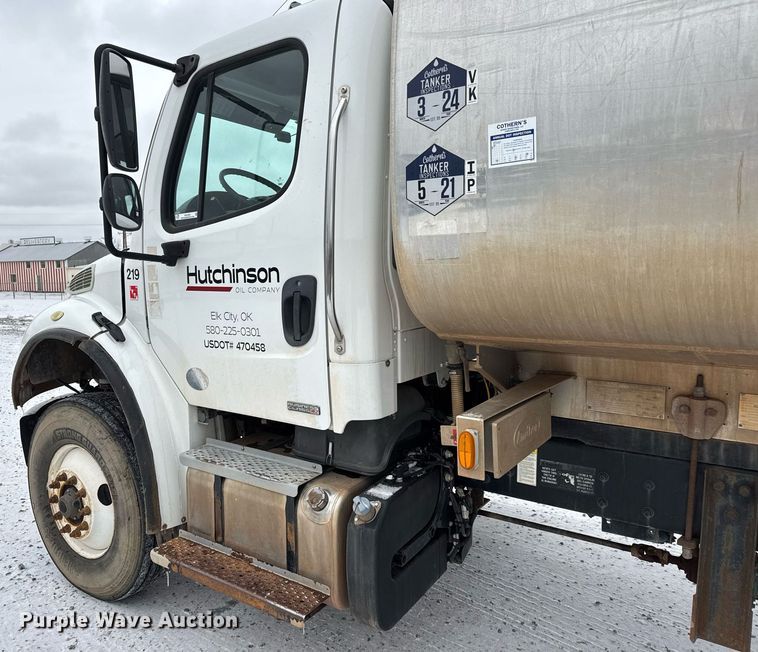 image for item EQ1023 2012 Freightliner Business Class M2 fuel truck