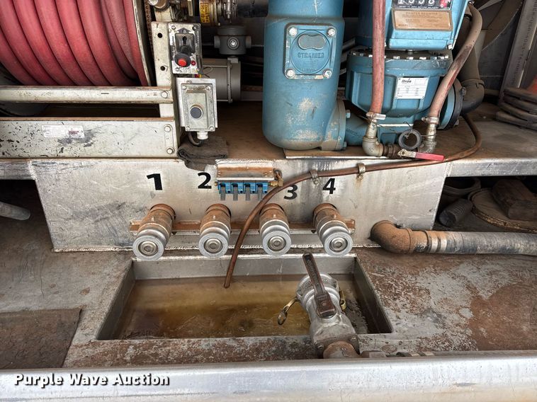 image for item EQ1023 2012 Freightliner Business Class M2 fuel truck