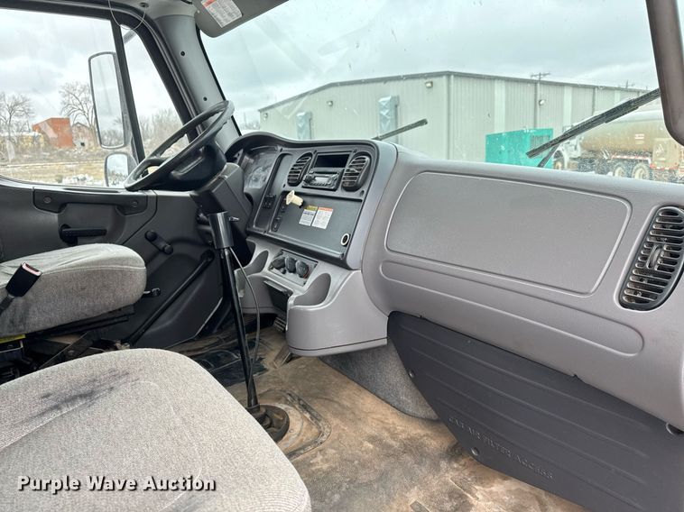 image for item EQ1023 2012 Freightliner Business Class M2 fuel truck