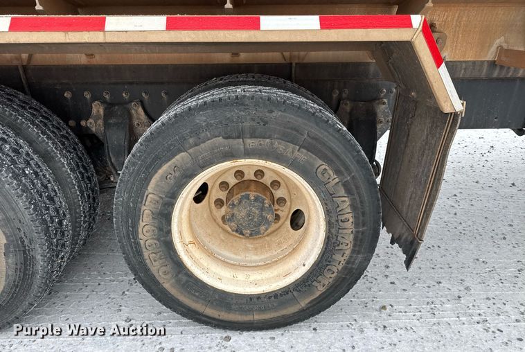 image for item EQ1023 2012 Freightliner Business Class M2 fuel truck