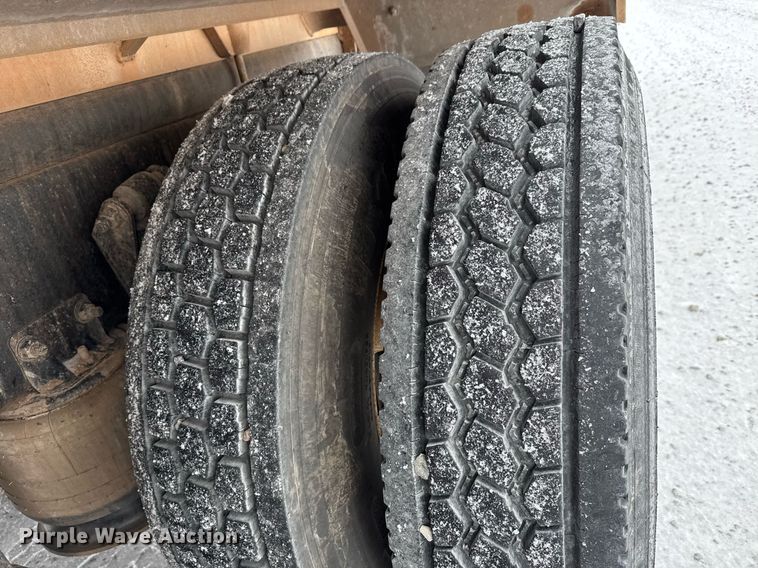 image for item EQ1023 2012 Freightliner Business Class M2 fuel truck