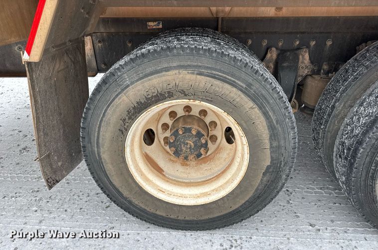 image for item EQ1023 2012 Freightliner Business Class M2 fuel truck