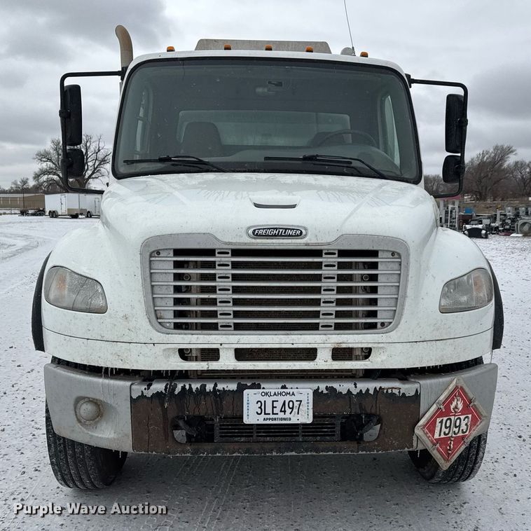 image for item EQ1024 2011 Freightliner Business Class M2 fuel truck