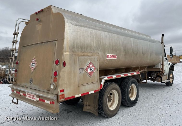 image for item EQ1024 2011 Freightliner Business Class M2 fuel truck