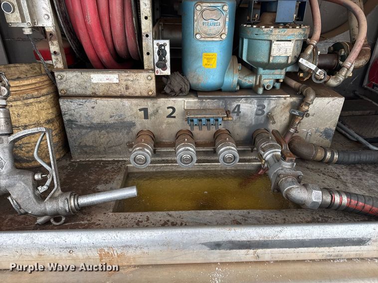 image for item EQ1024 2011 Freightliner Business Class M2 fuel truck