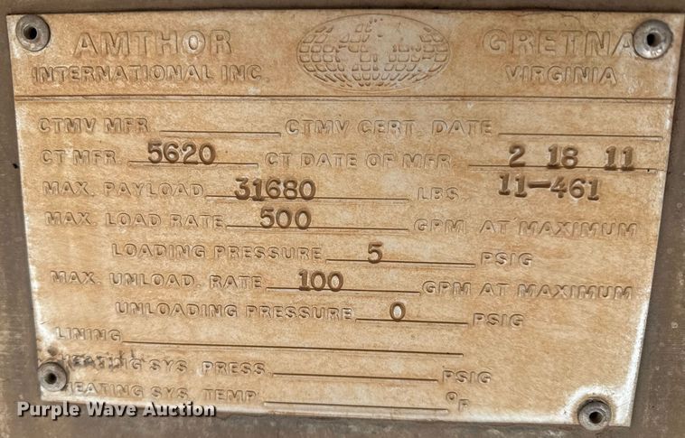 image for item EQ1024 2011 Freightliner Business Class M2 fuel truck