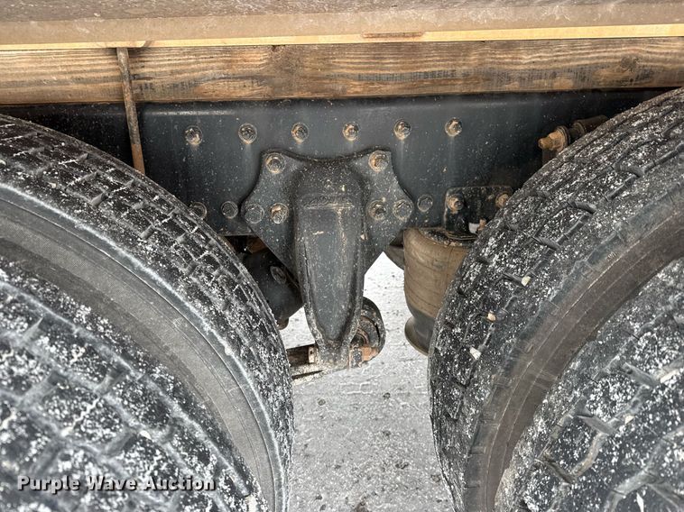 image for item EQ1024 2011 Freightliner Business Class M2 fuel truck