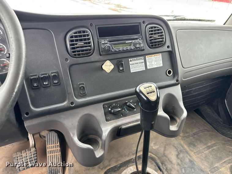 image for item EQ1024 2011 Freightliner Business Class M2 fuel truck