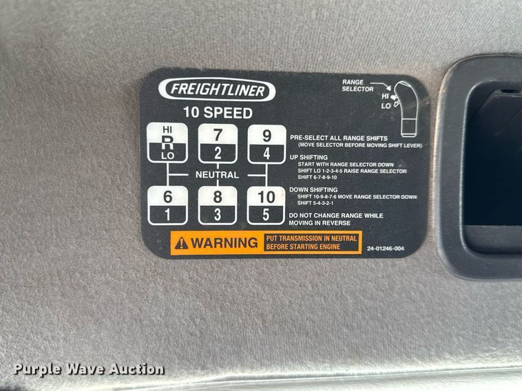 image for item EQ1024 2011 Freightliner Business Class M2 fuel truck