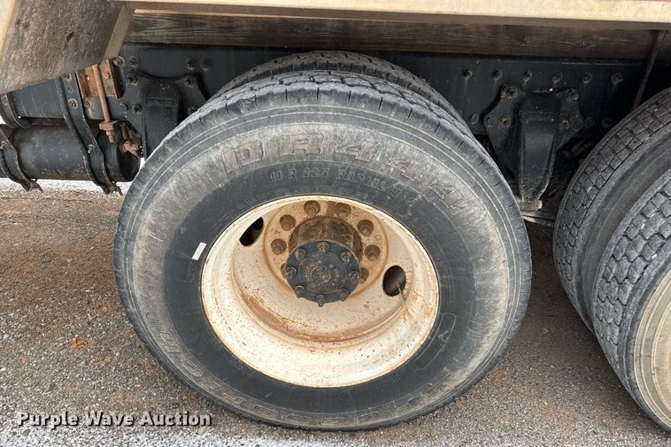 image for item EQ1024 2011 Freightliner Business Class M2 fuel truck