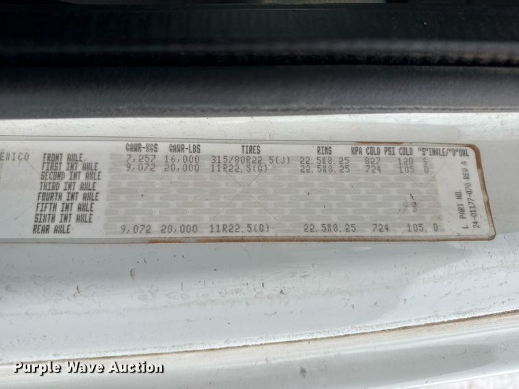 image for item EQ1024 2011 Freightliner Business Class M2 fuel truck