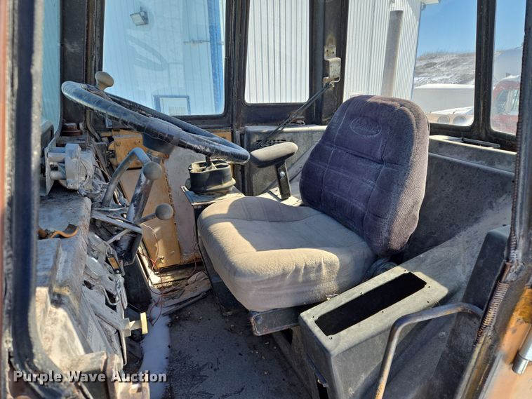 image for item EQ6582 1977 Case W36 wheel loader