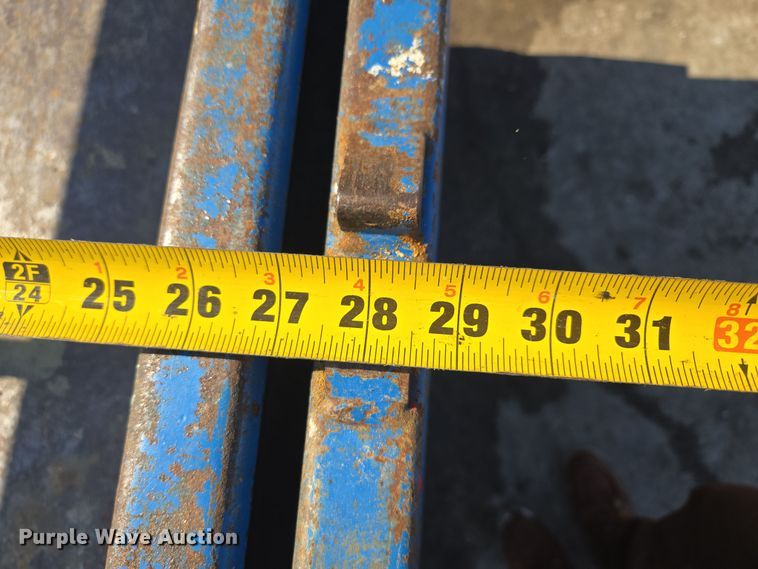 image for item EQ6583 1999 Genie  GS-1930 scissor lift